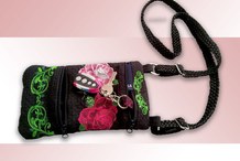 «Rose Garden». Key clip and card holder: slots for several cards